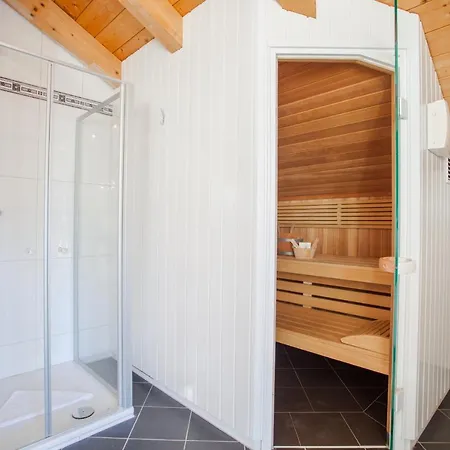 Alpenblick Apartment *